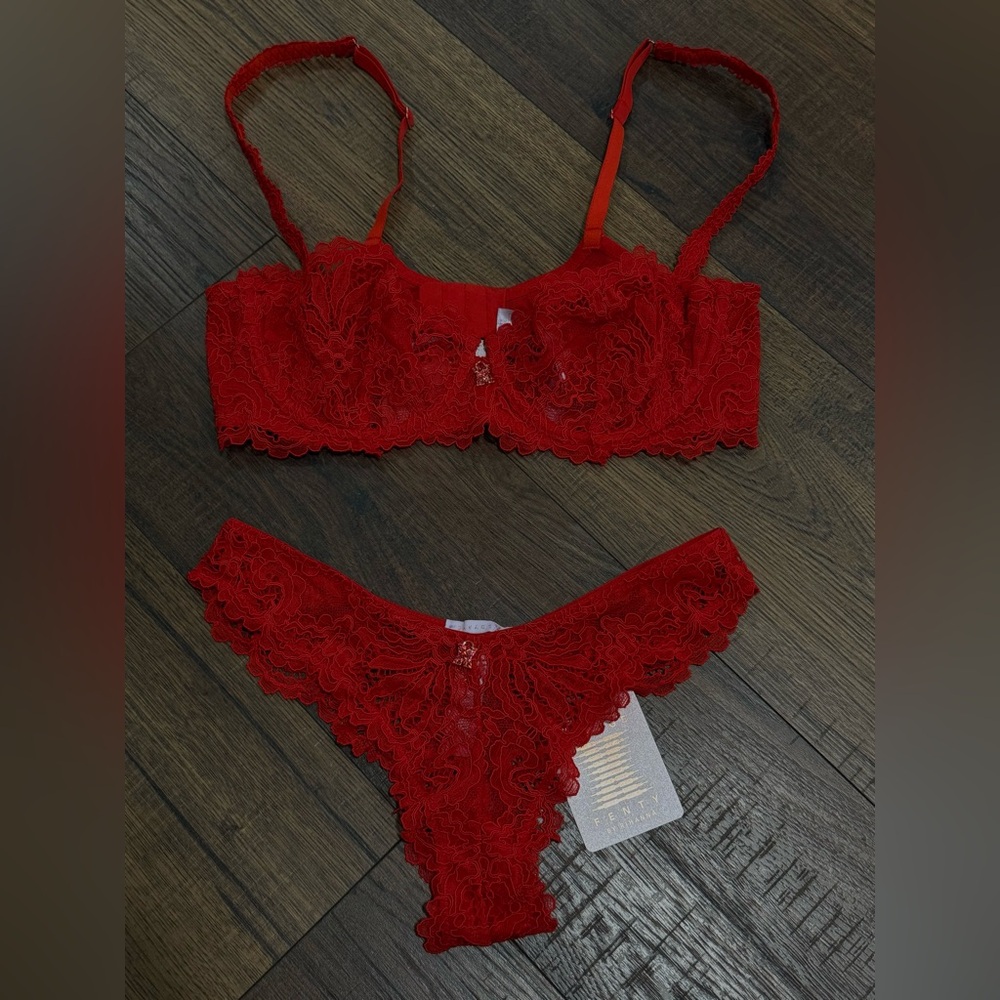 Savage X Fenty Scarlet Lace Set